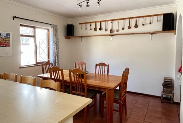 To Let 3 Bedroom Property for Rent in Bergvliet Western Cape